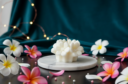 Daisy Bloom Candle